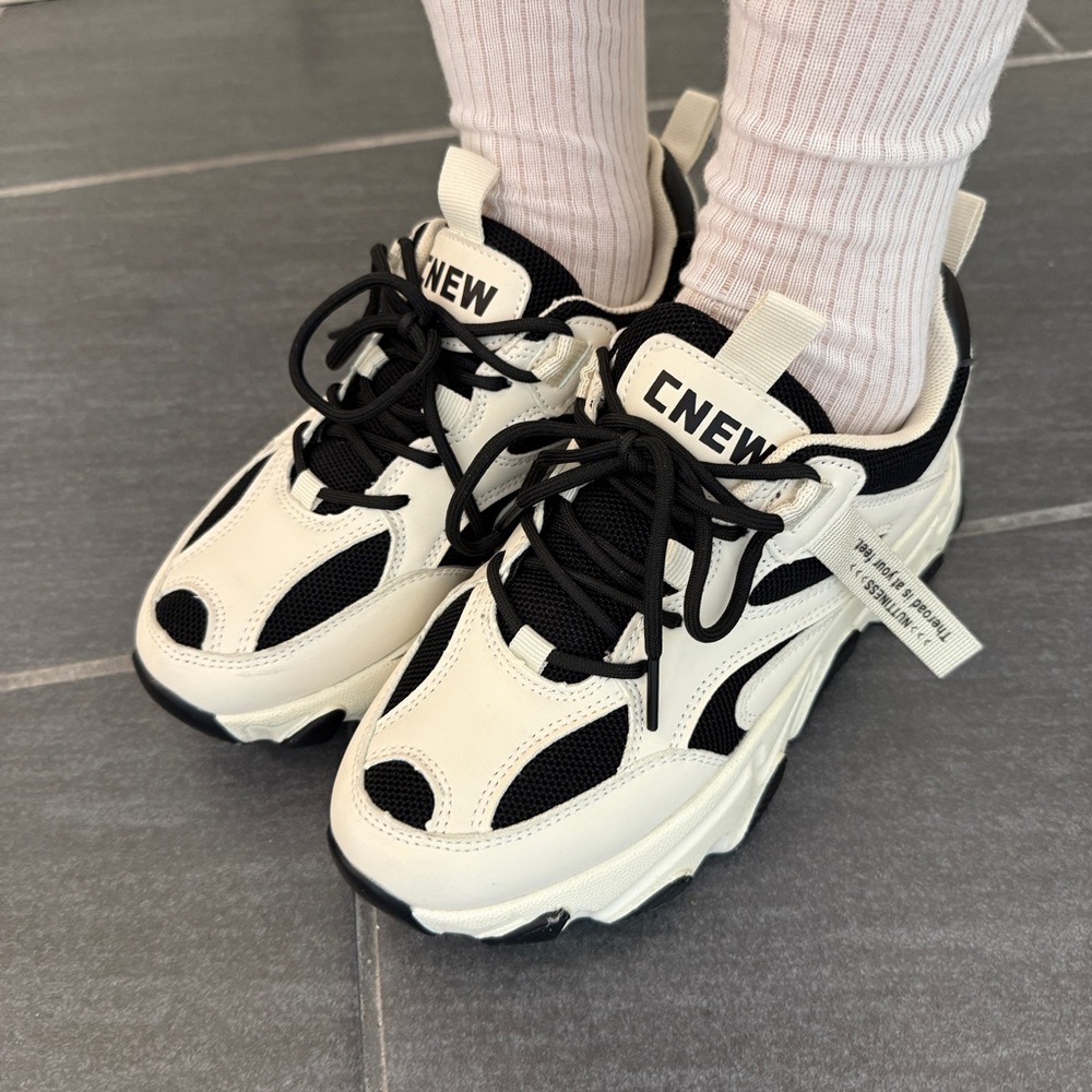 Cute & Comfy Black & Cream Sneakers – Like New!